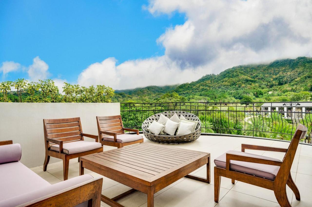 דאשי The Westin Tashee Resort, Taoyuan מראה חיצוני תמונה View from the rooftop